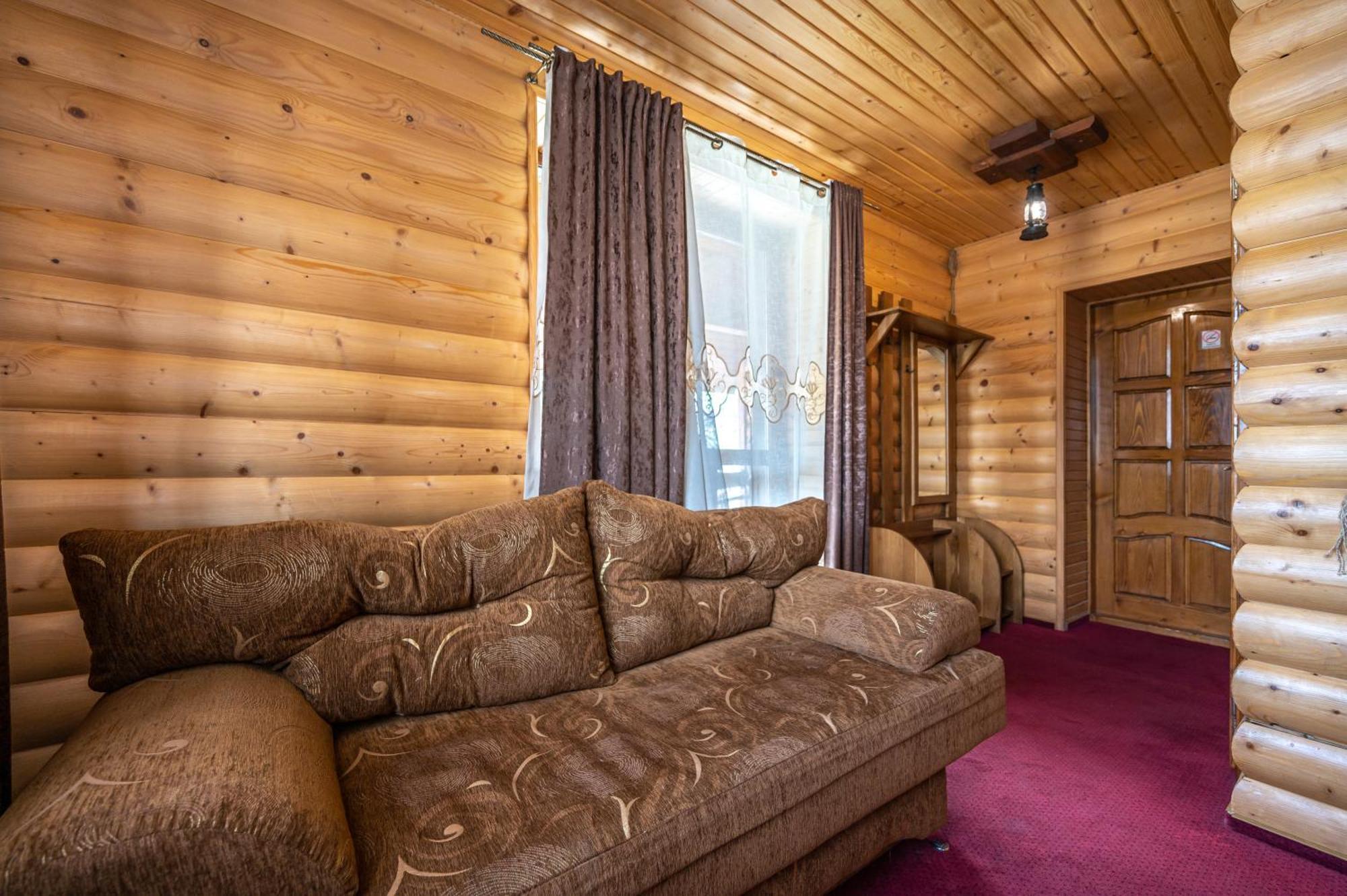 Hotel Марина Bukovel Habitación foto